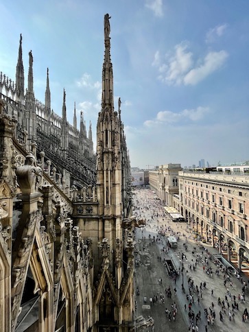 Side view of Milan Duomo